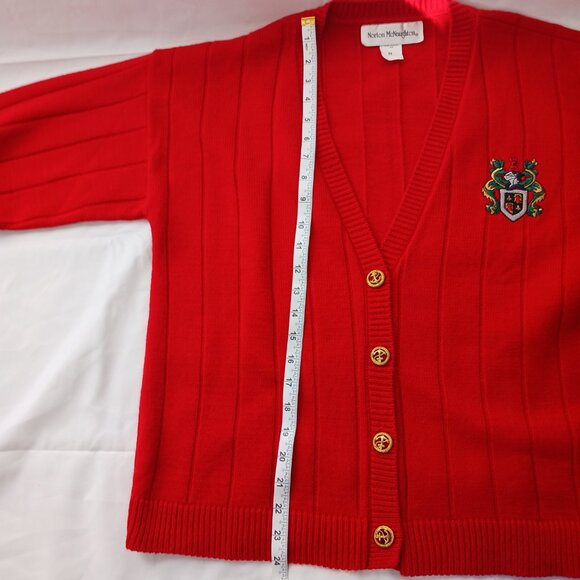 Norton McNaughton, Vintage Red Cardigan W/ Crest,  SZ Med. Collegiate, Academia - Picture 10 of 14